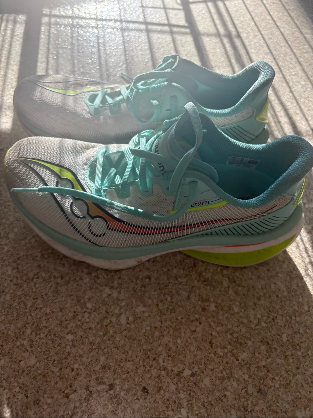 Saucony Women's Endorphin Azura